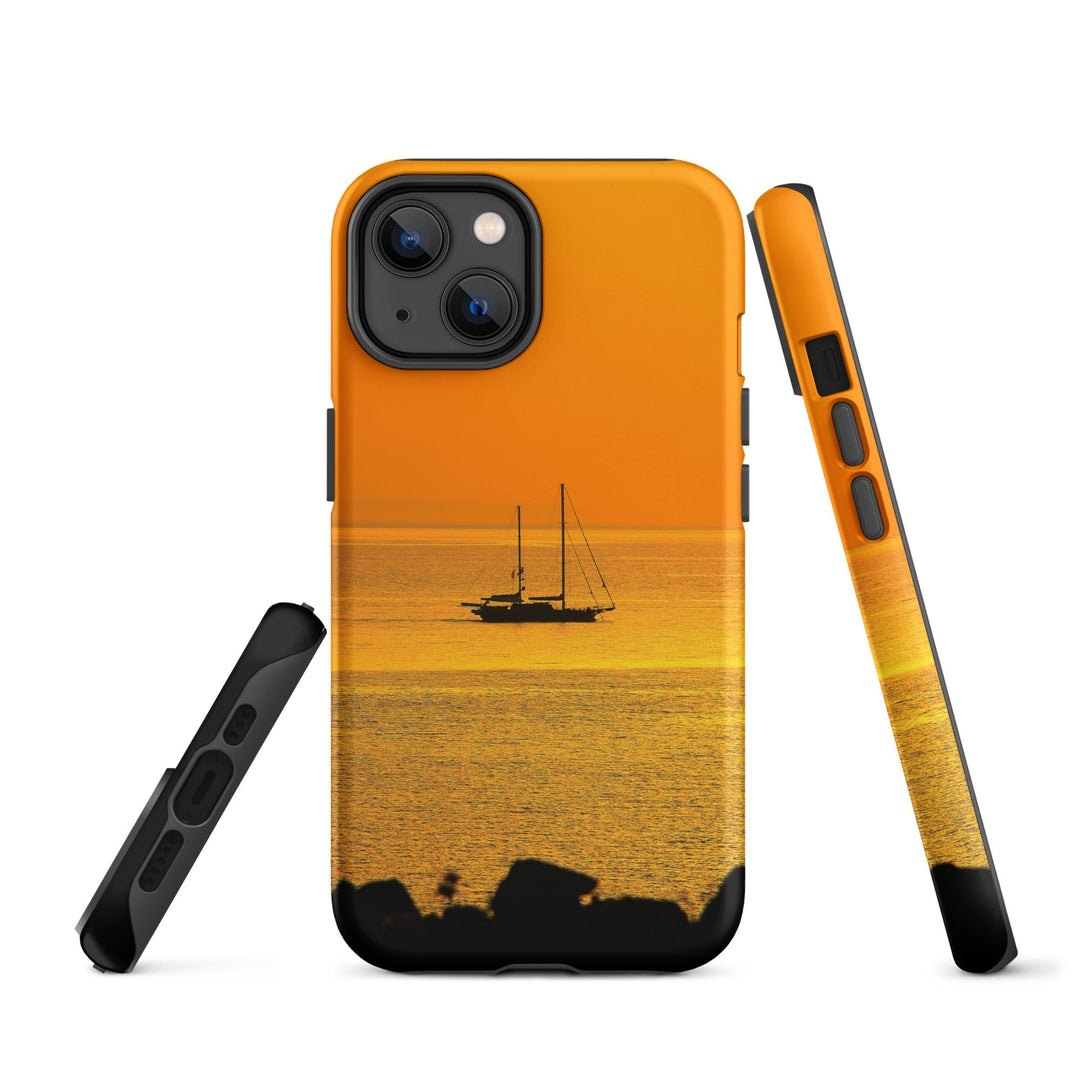 Hardcase iPhone® Handyhülle - a ship on golden sea iPhone 14 artlia