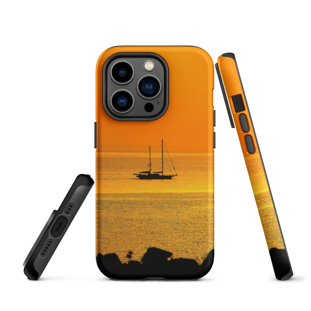 Hardcase iPhone® Handyhülle - a ship on golden sea iPhone 14 Pro artlia