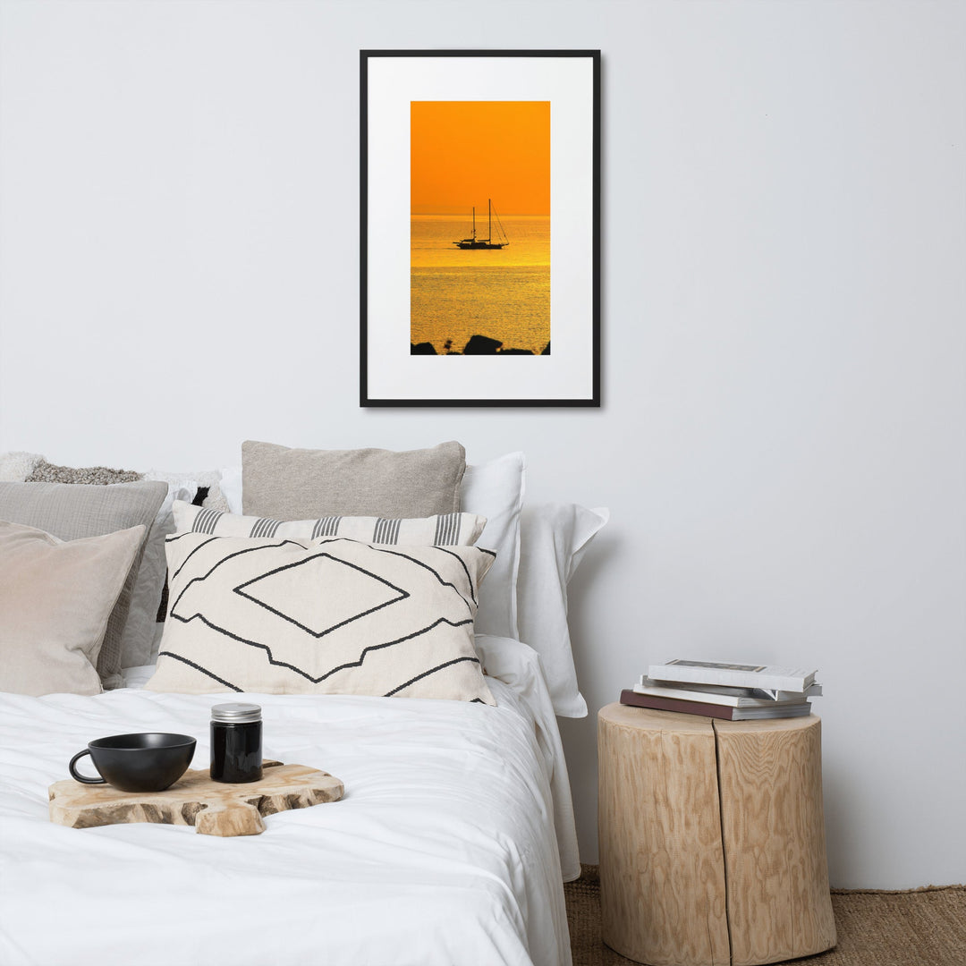 Poster mit Passepartout - a ship on golden sea artlia