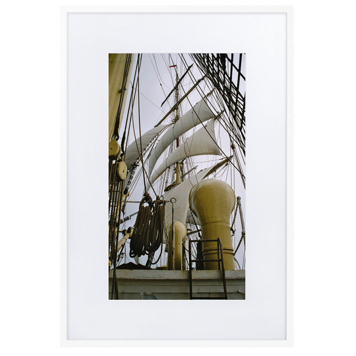 Poster mit Passepartout - Start a new journey Weiß / 61×91 cm artlia