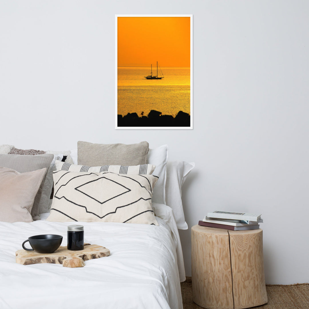 Poster - a ship on golden sea Kuratoren von artlia artlia