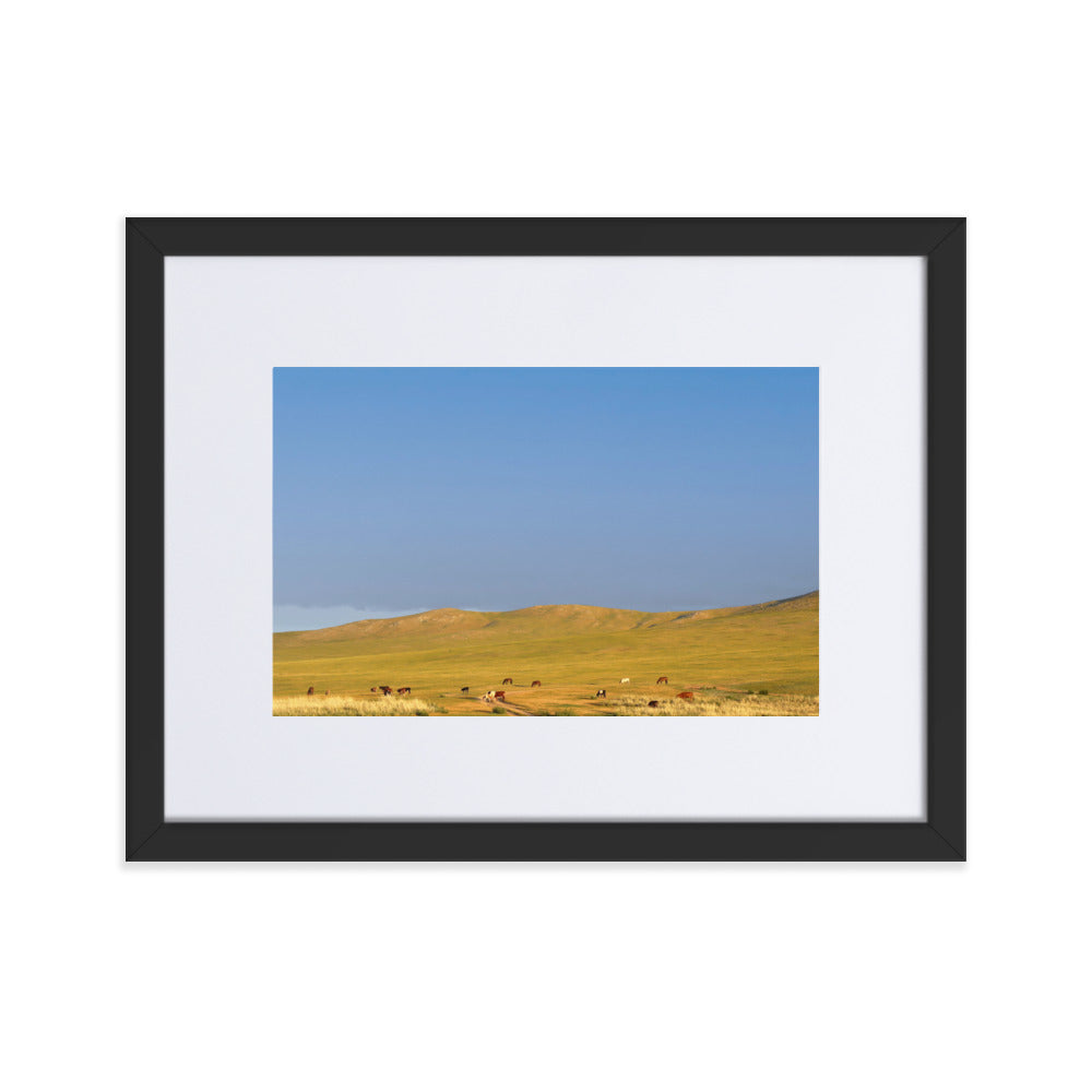 Poster mit Passepartout - Steppe on a calm morning, Mongolia Young Han Song Schwarz / 30×40 cm artlia