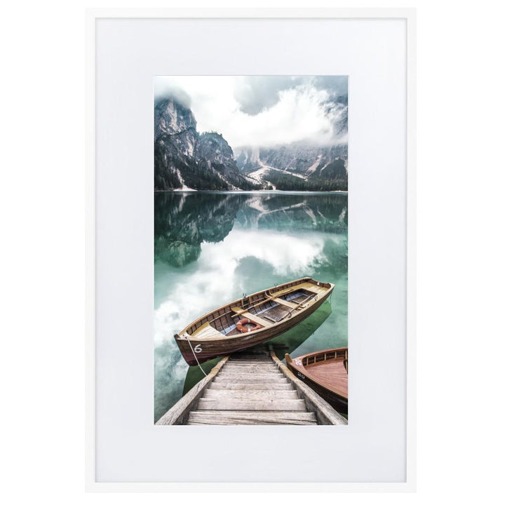 Braies lake - Poster im Rahmen mit Passepartout Kuratoren von artlia weiß / 61×91 cm artlia