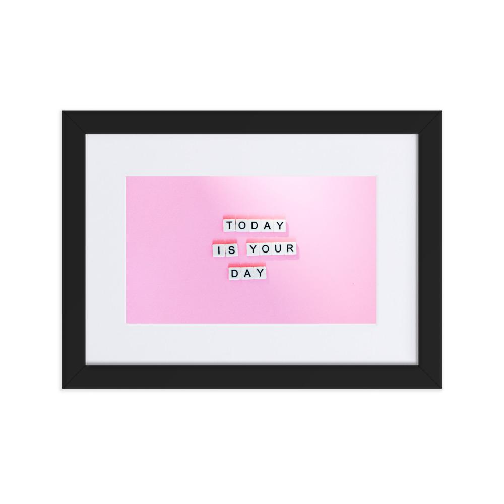Glückstag - Poster im Rahmen mit Passepartout Kuratoren von artlia schwarz / 21×30 cm artlia