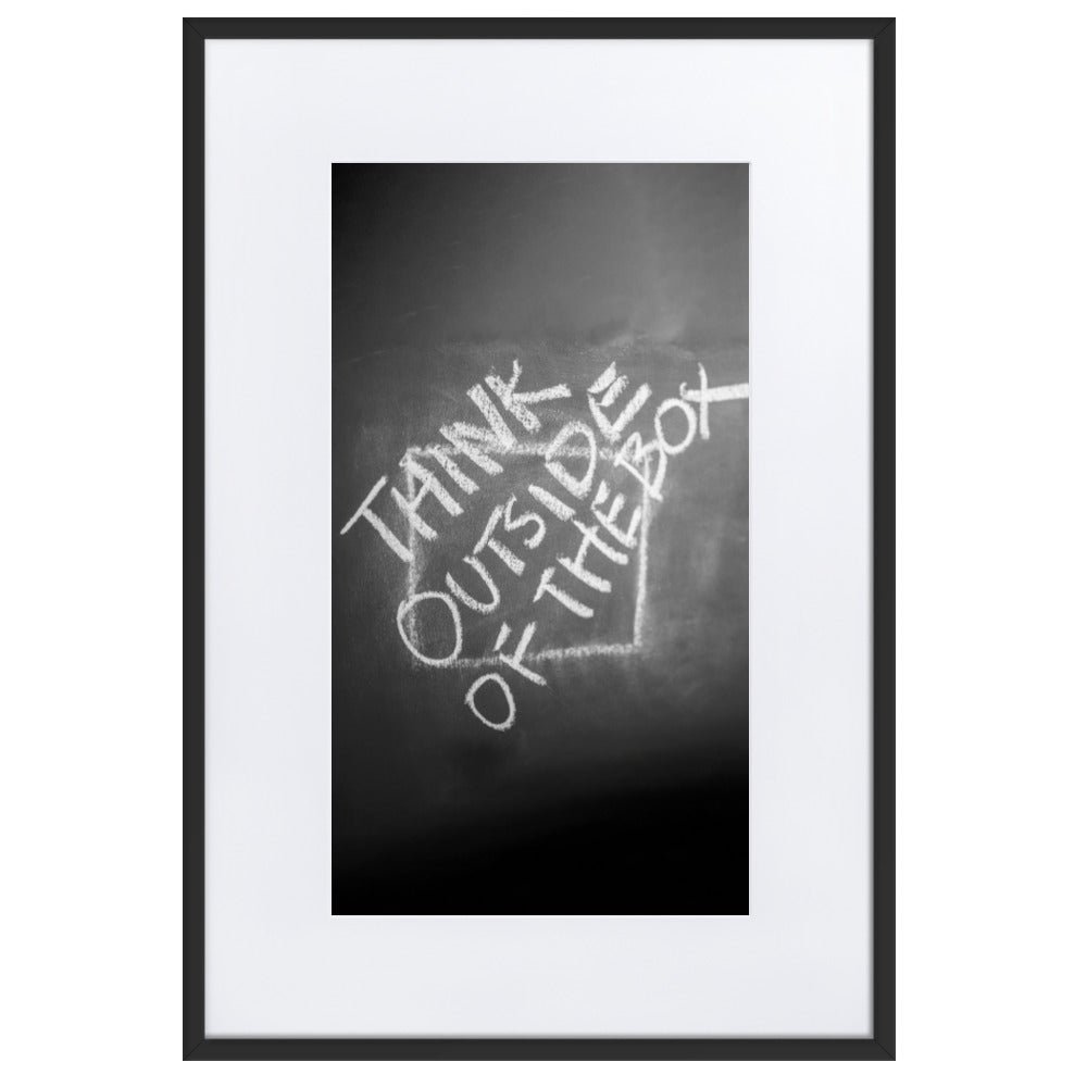 Think outside of the box - Poster im Rahmen mit Passepartout Kuratoren von artlia Schwarz / 61×91 cm artlia